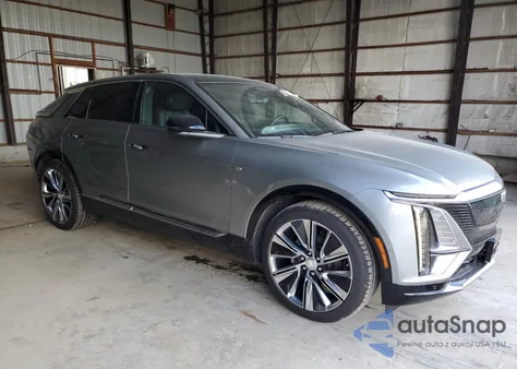 2024 Cadillac Lyriq Luxury z USA, uszkodzony, nr VIN 1GYKPSRL0RZ140324